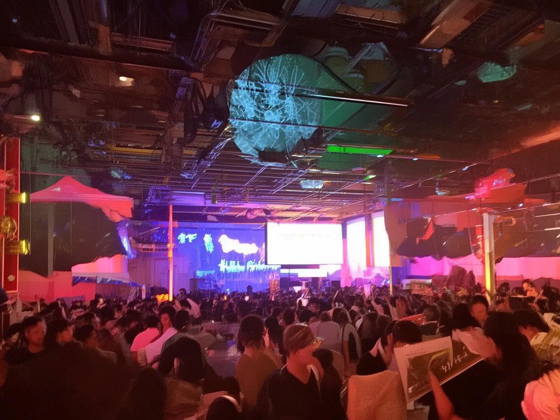 马球衫，半导体材料界的休闲风尚